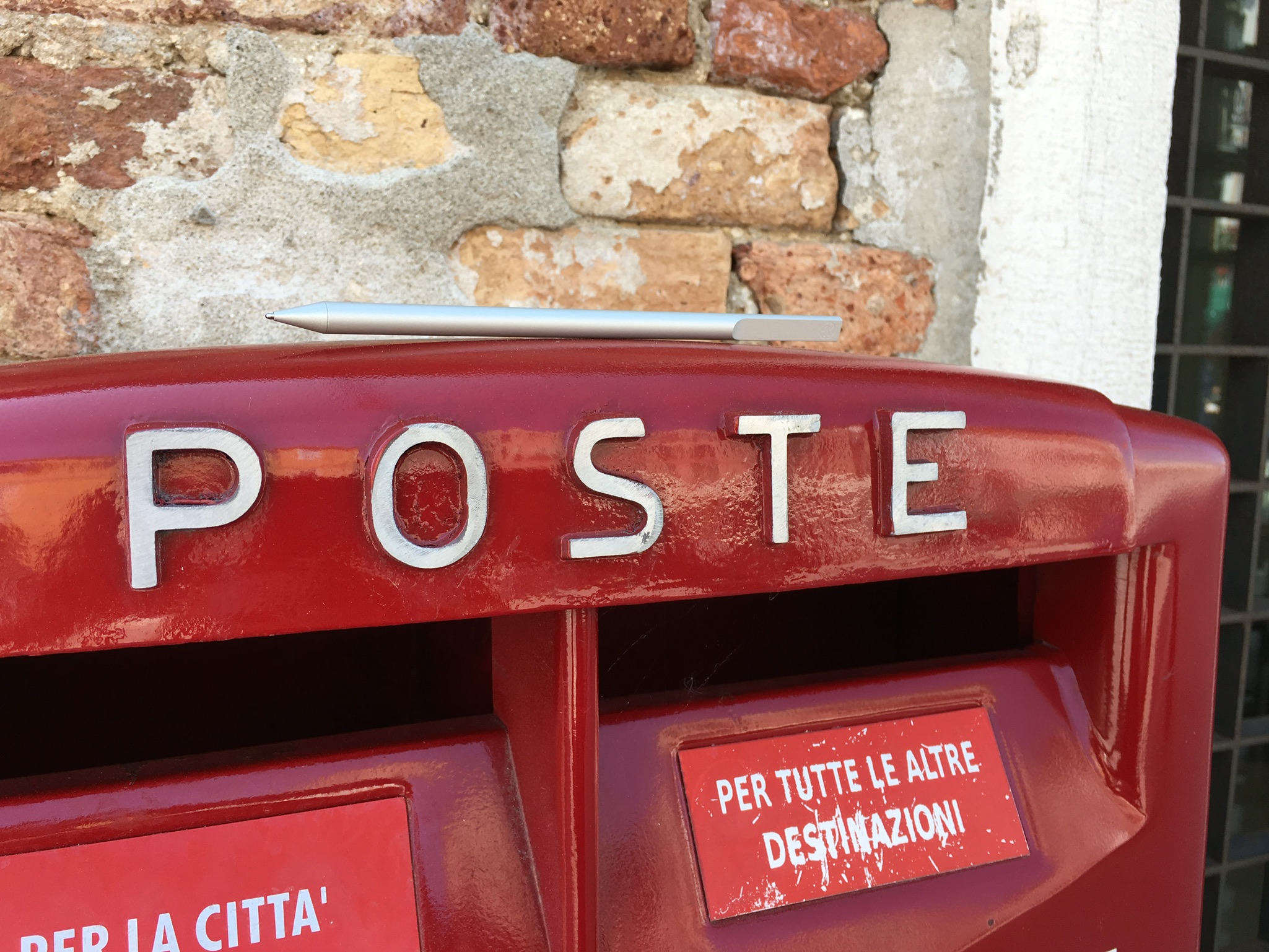 POSTE · Italienischer Briefkasten mit Pencil